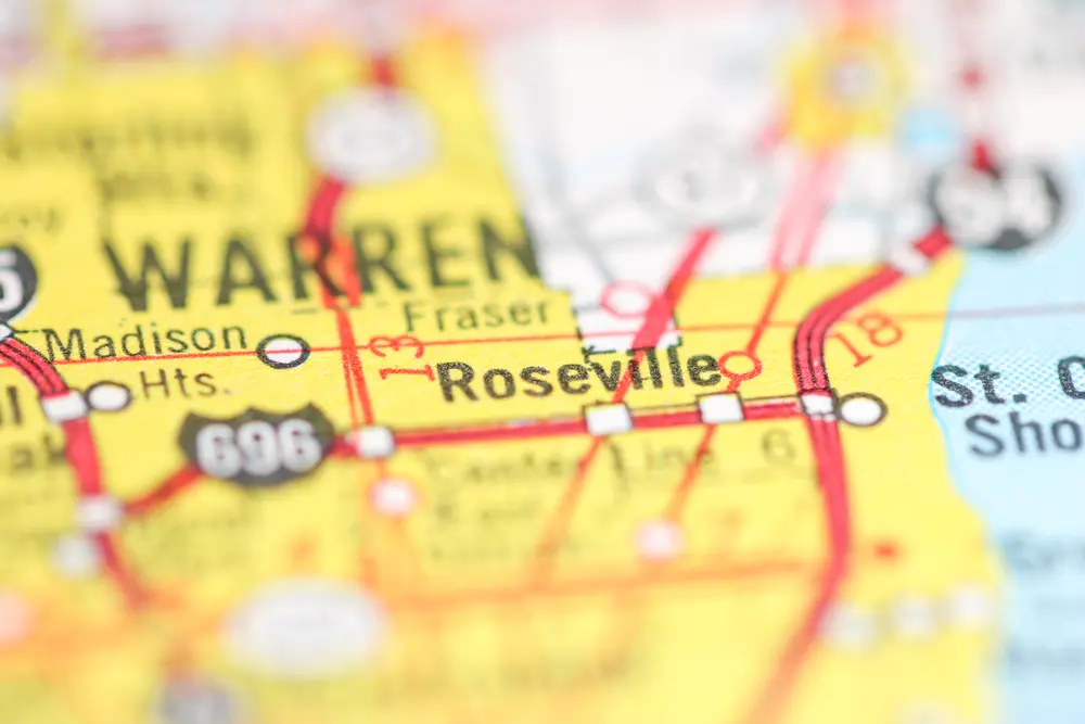 roseville, michigan on a geography map